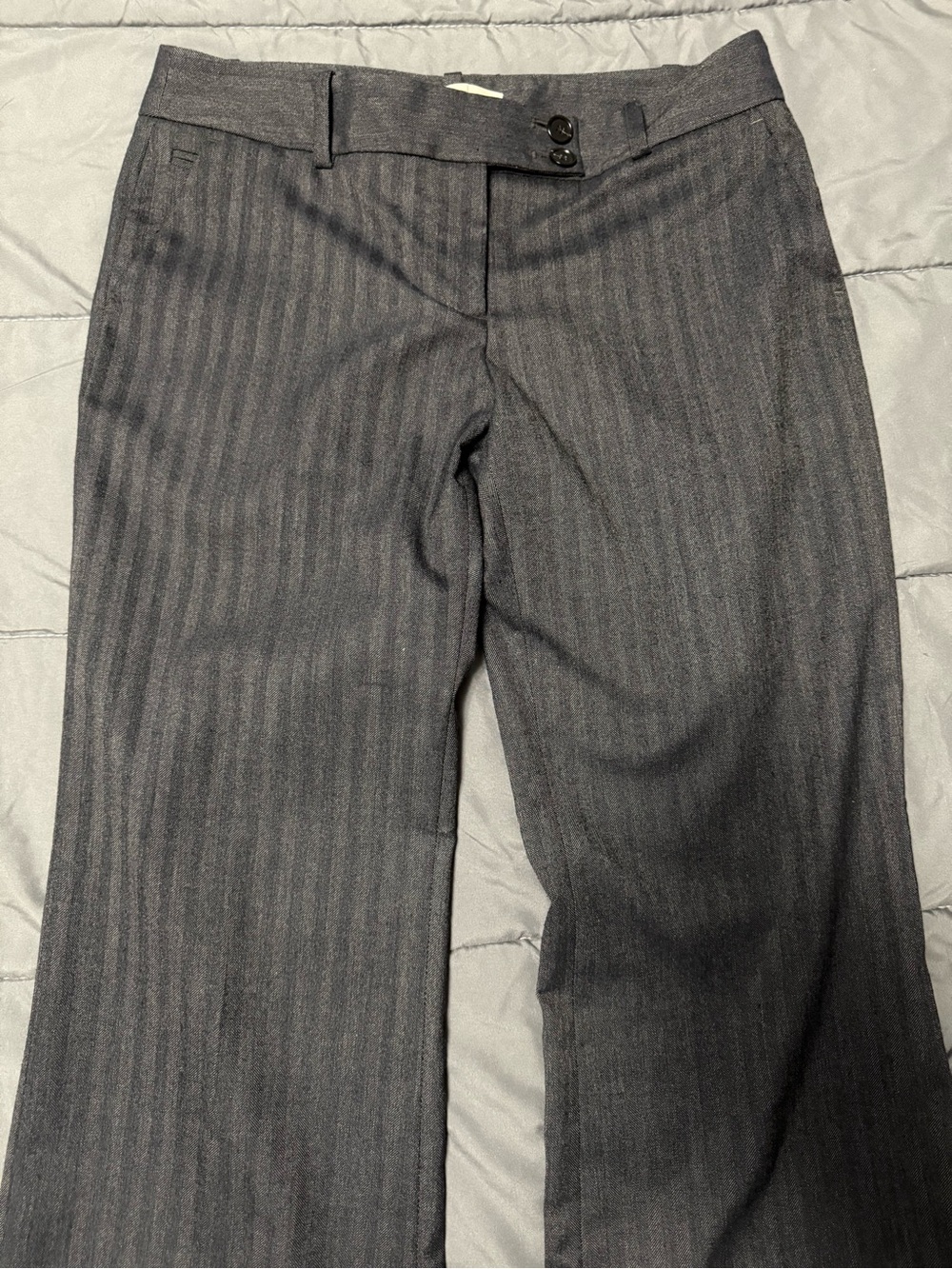 LOFT Women's Gray Pinstripe Dress Trousers size 6